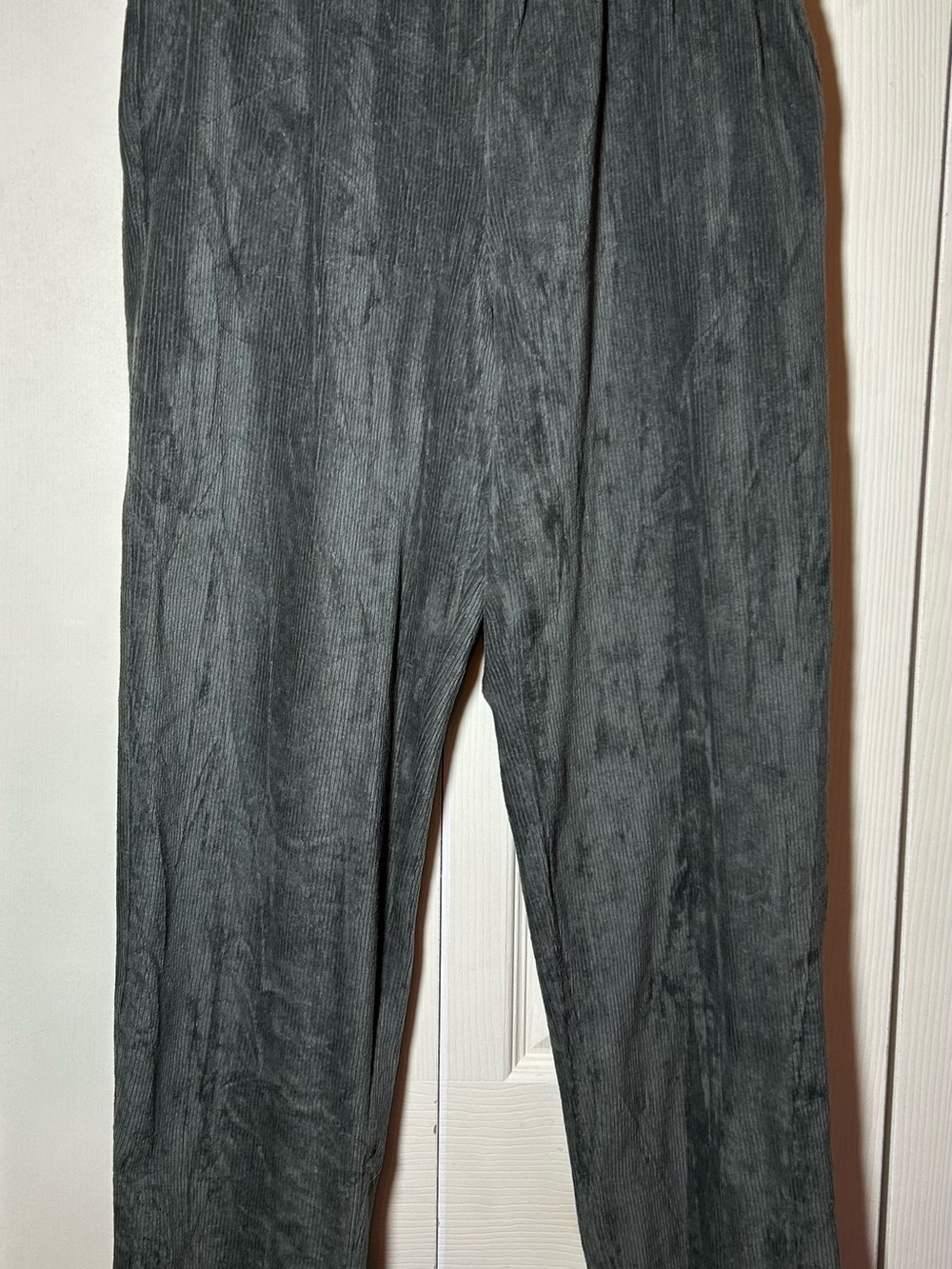 Lands' End Women's Dark Gray Corduroy Pants, Elastic Comfort Waist, Size S (6-8)
